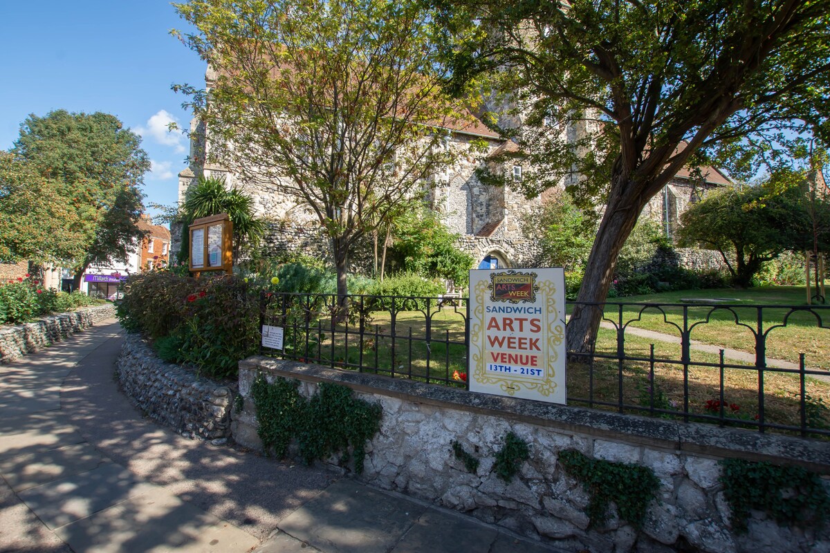 Period House with Amazing Views in Sandwich