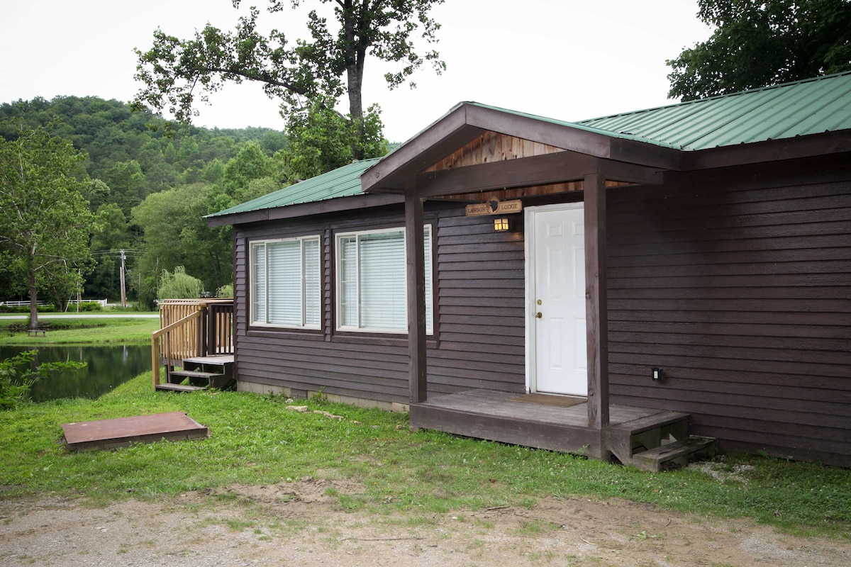 劳森小屋（ 2间卧室/1间浴室、可睡4人、湖畔小屋）