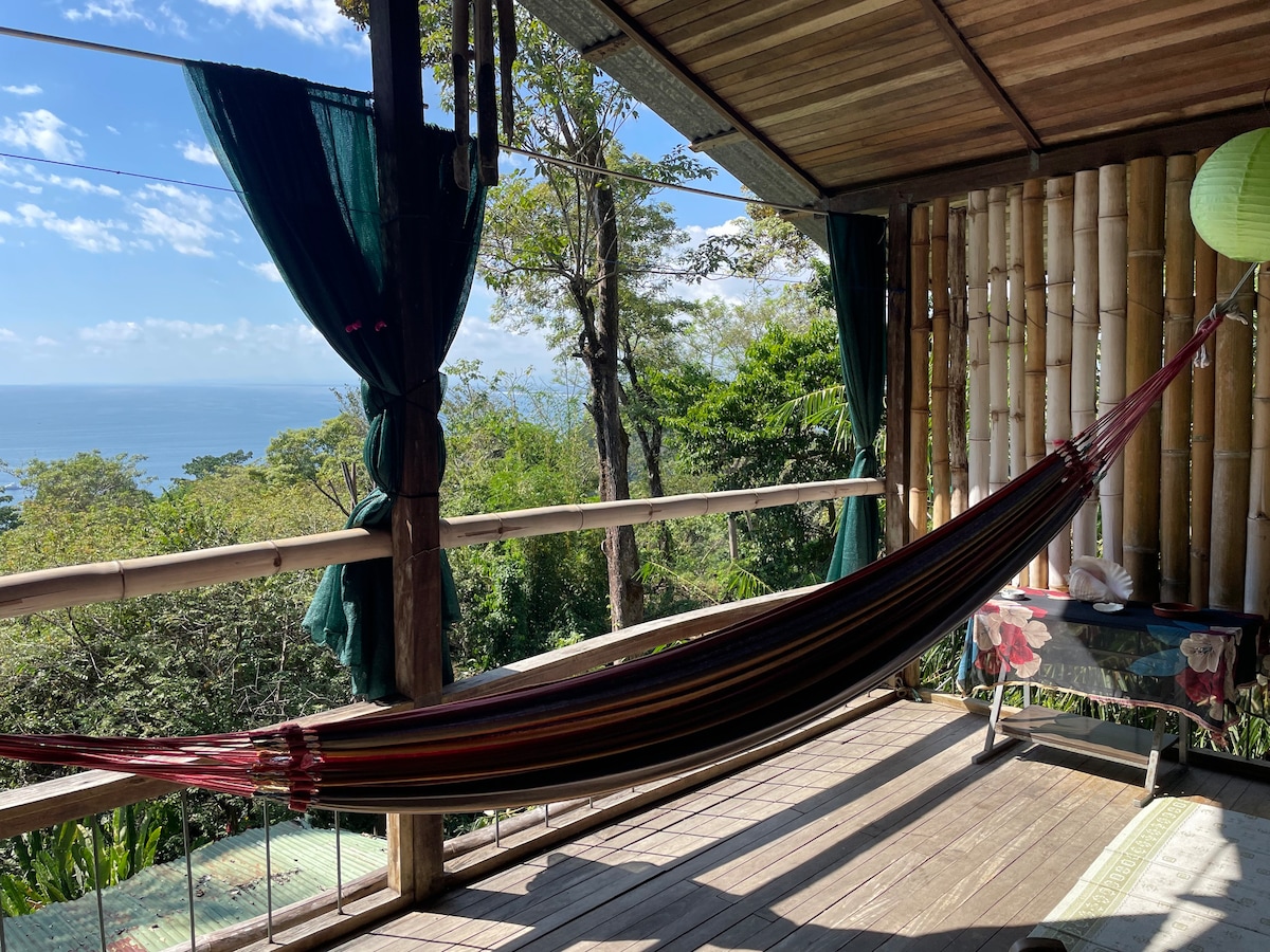 Panaramic oceanview Jungle studio w free massage
