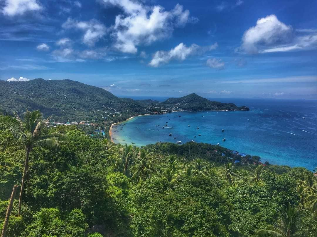 天堂景观别墅2.迷人的海景， 2间卧室。