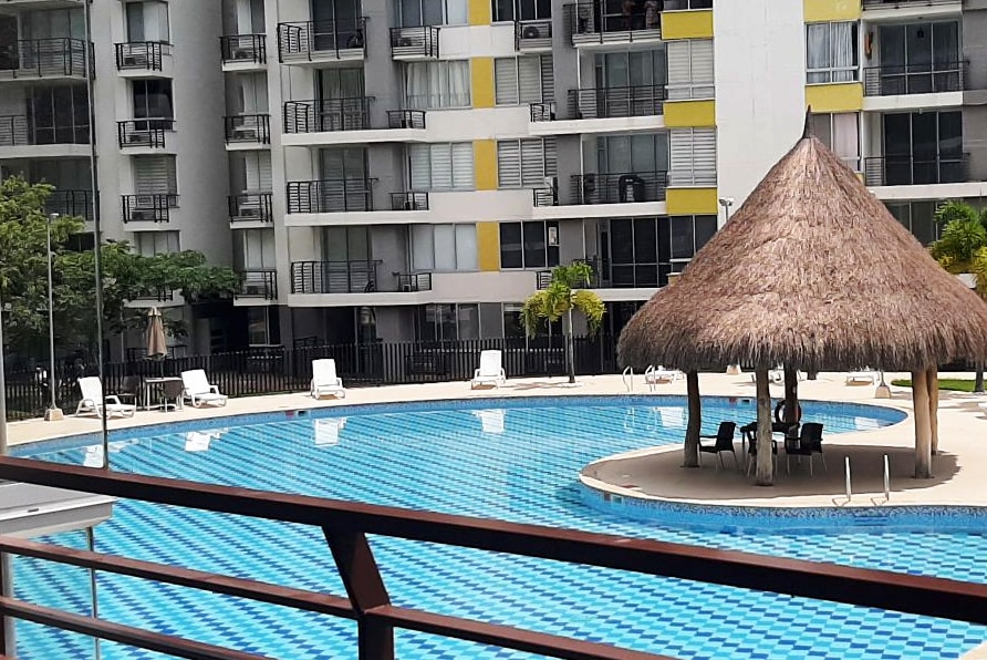 Peñazul La Aldea Condominio en Ricaurte Campestre - Apartamento con vista a piscinas