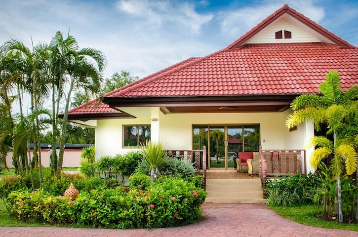 finn ferieboliger i n03rheten av ban phe sub