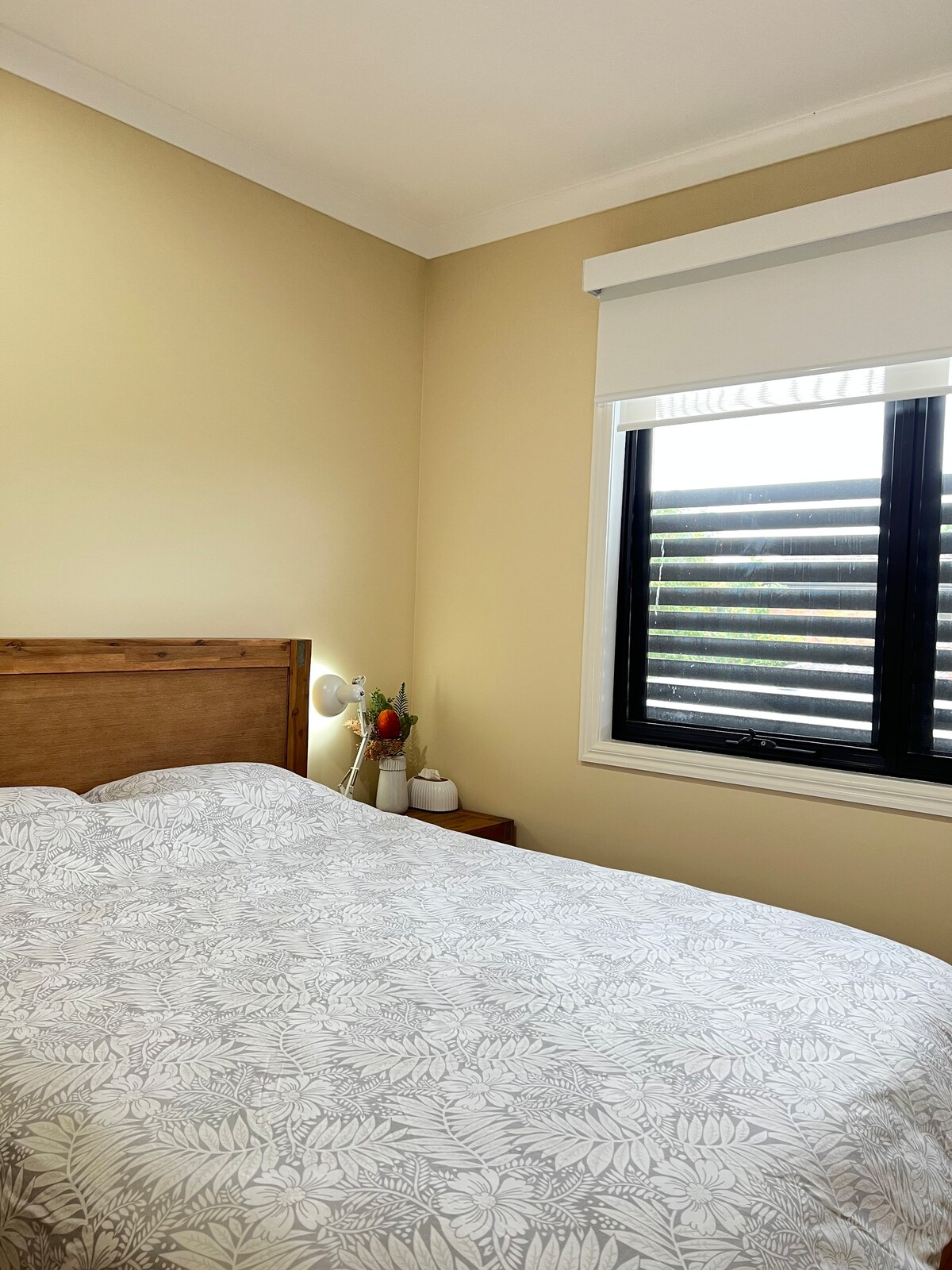 考尔菲尔德（ Caulfield ）配有空调的标准双人床卧室