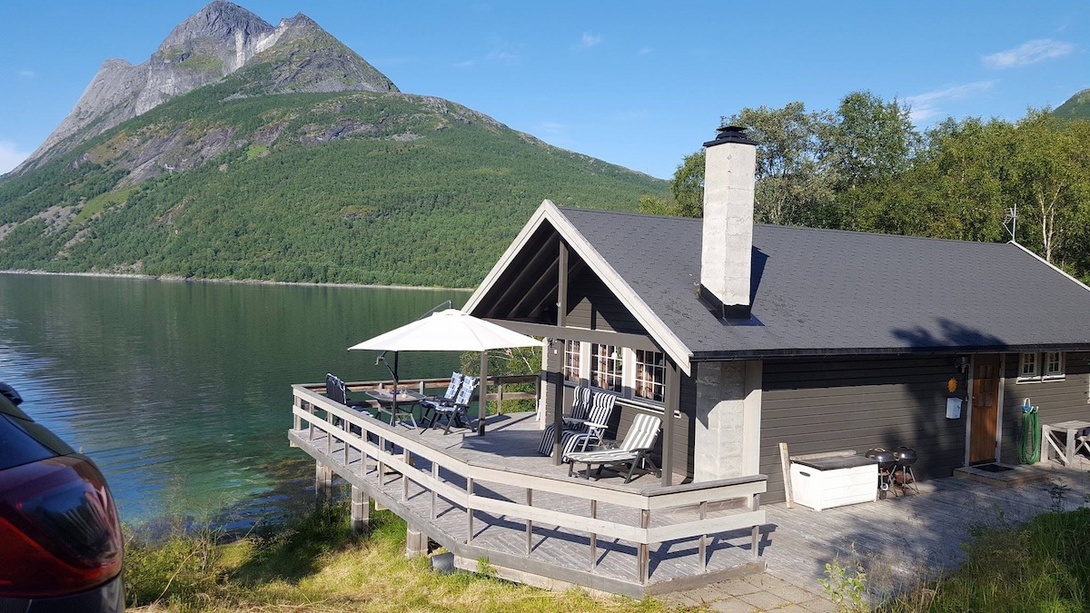 Tysfjord海滨高标准小屋