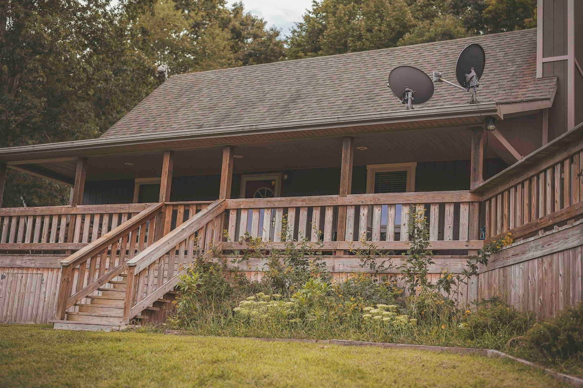 McChesney Ridge Cabin - Secluded 78 Acres