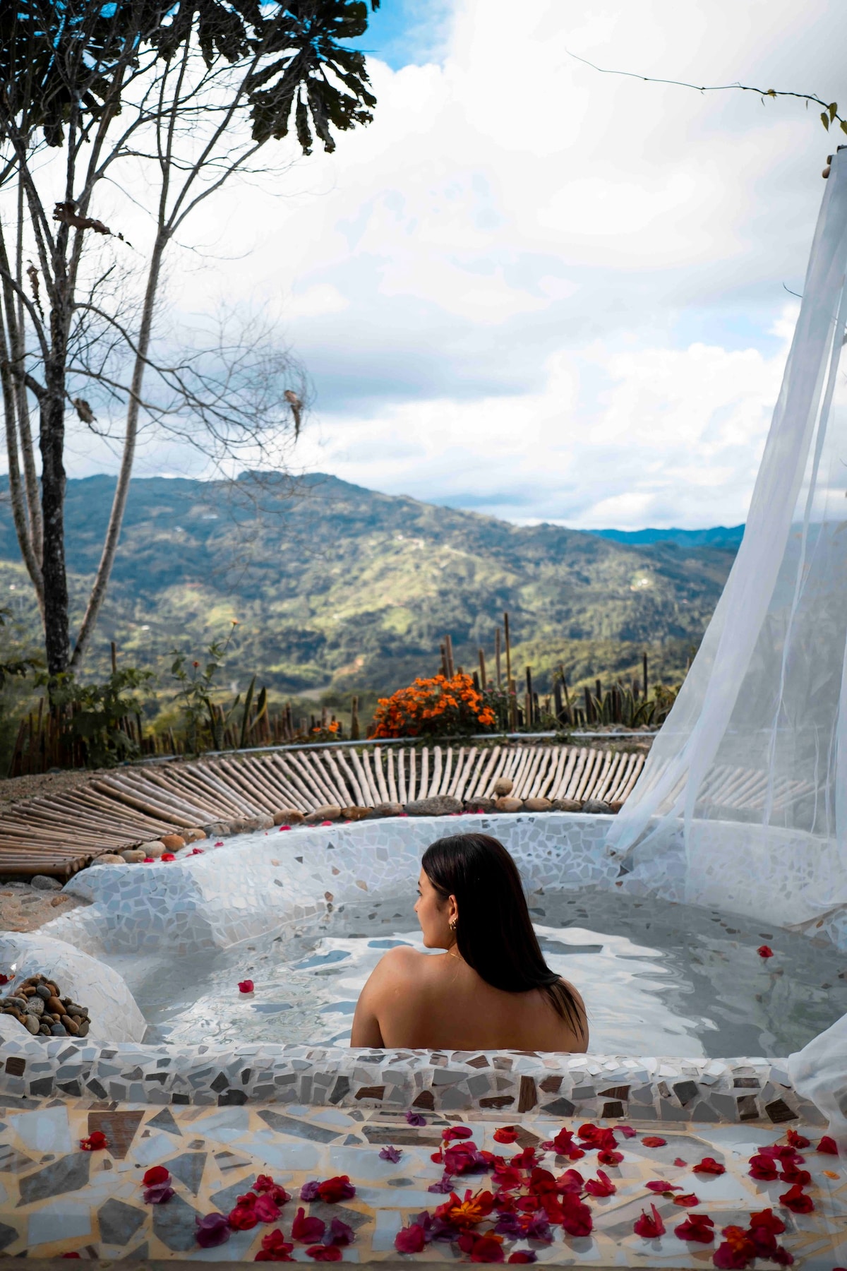 Cabaña romántica cerca a rio