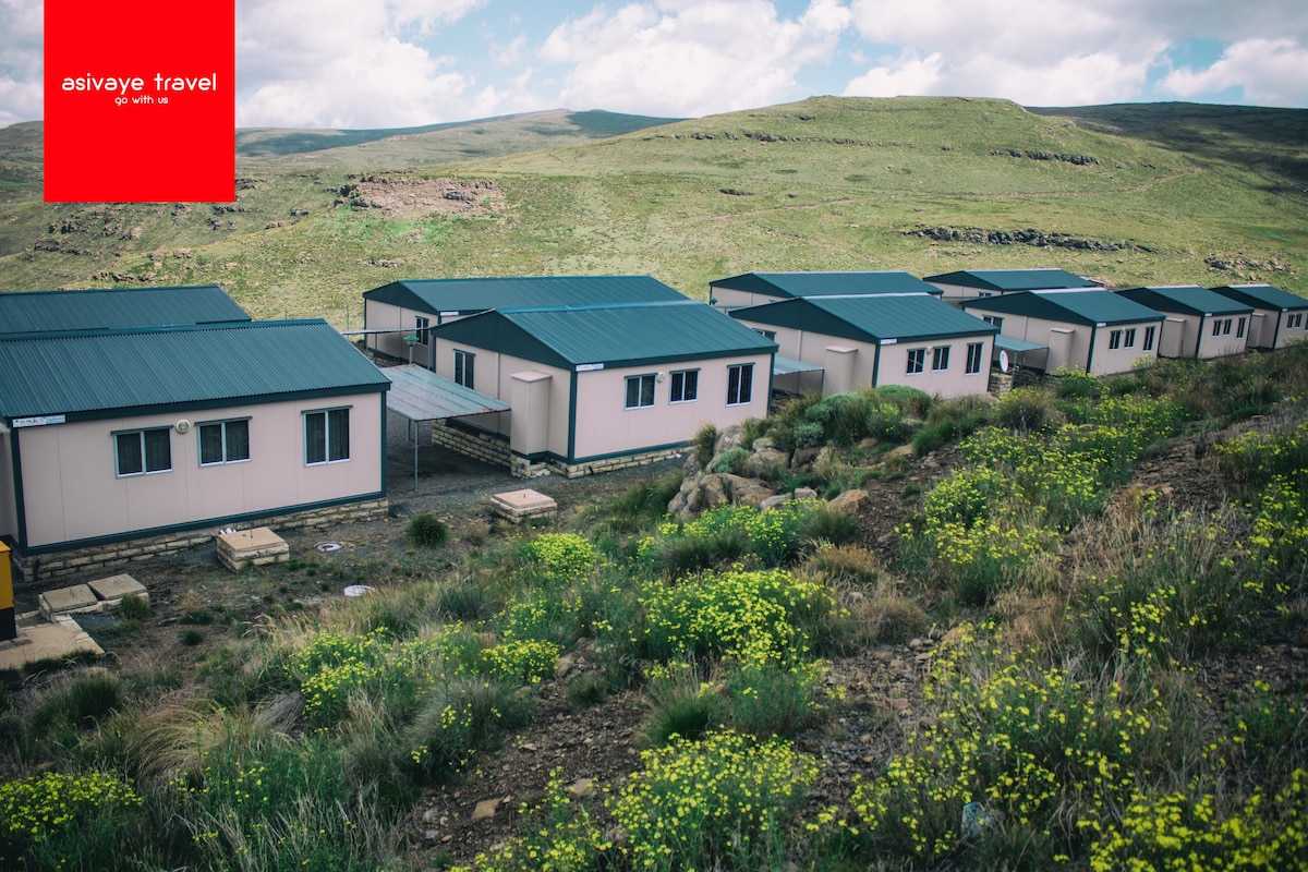 Park Home-Style Lesotho cottages (with breakfast)