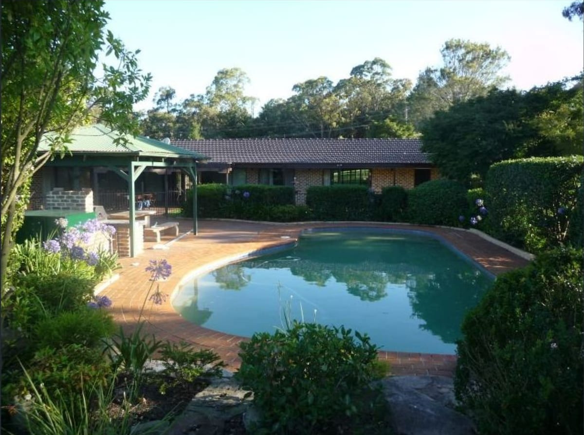 Glenorie/Dural Area House ， 5英亩农场，带泳池