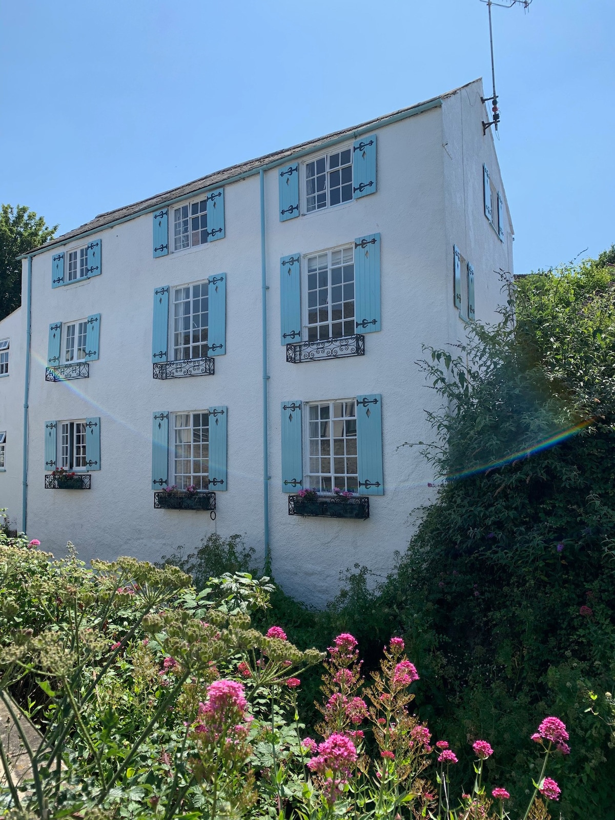 Grand Cosy Stay by the Seaside in Lyme Regis
