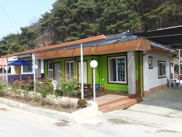 Songnisan-myeon, Boeun-gun的民宿