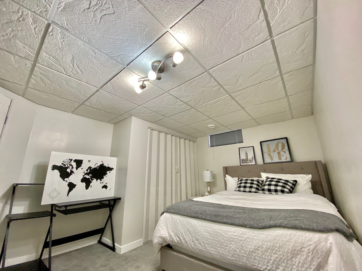宽敞的2间卧室，配备所有便利设施。