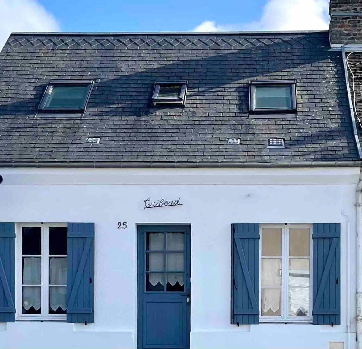 Maison de pêcheur à moins de 50 m à pied de la mer