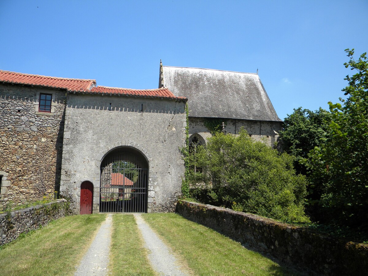 Loggia de la Blandinière ，距离Puy du Fou 17公里