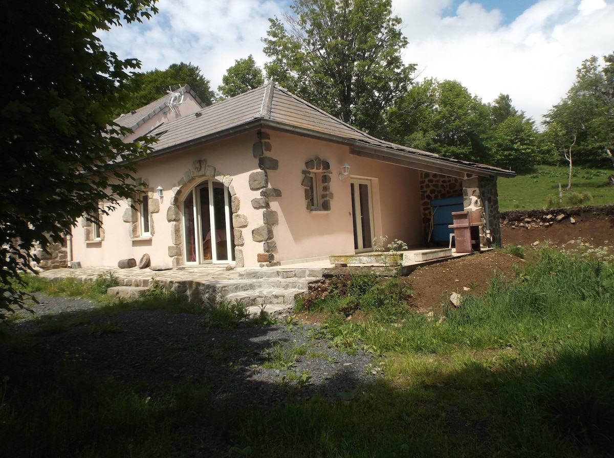 Belle Maison en Haute Ardèche 3 chambres