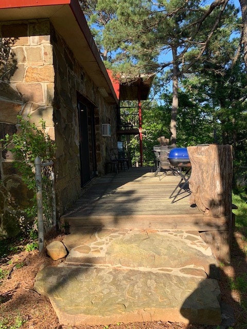 Lodge on Bengal Mountain