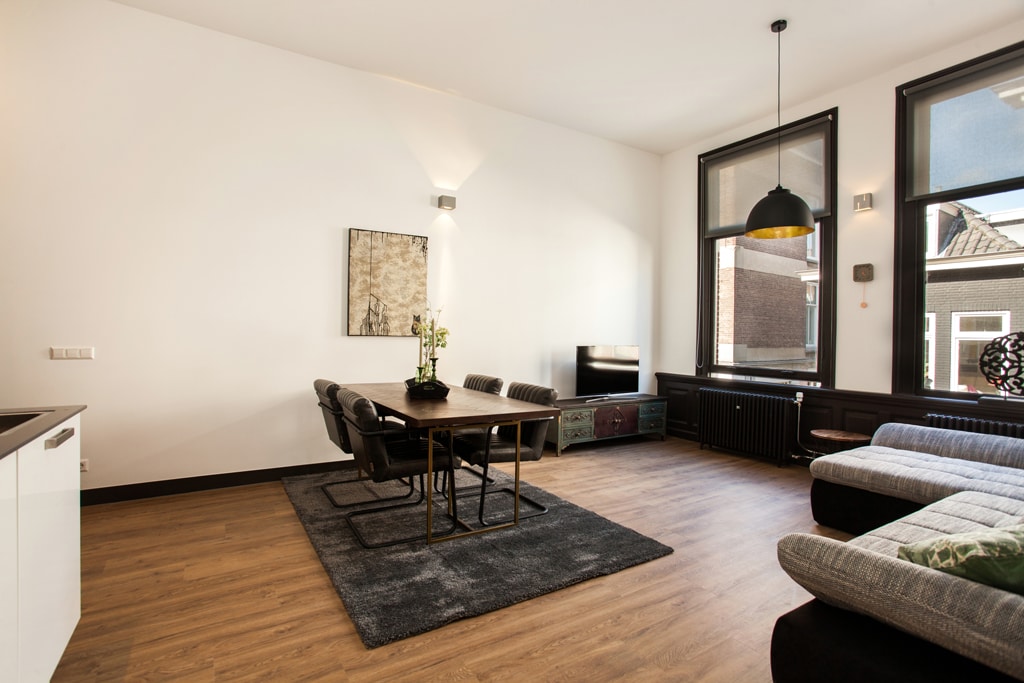 诺尔丁德（ Noordeinde ）时尚单卧室公寓，可供4人入住