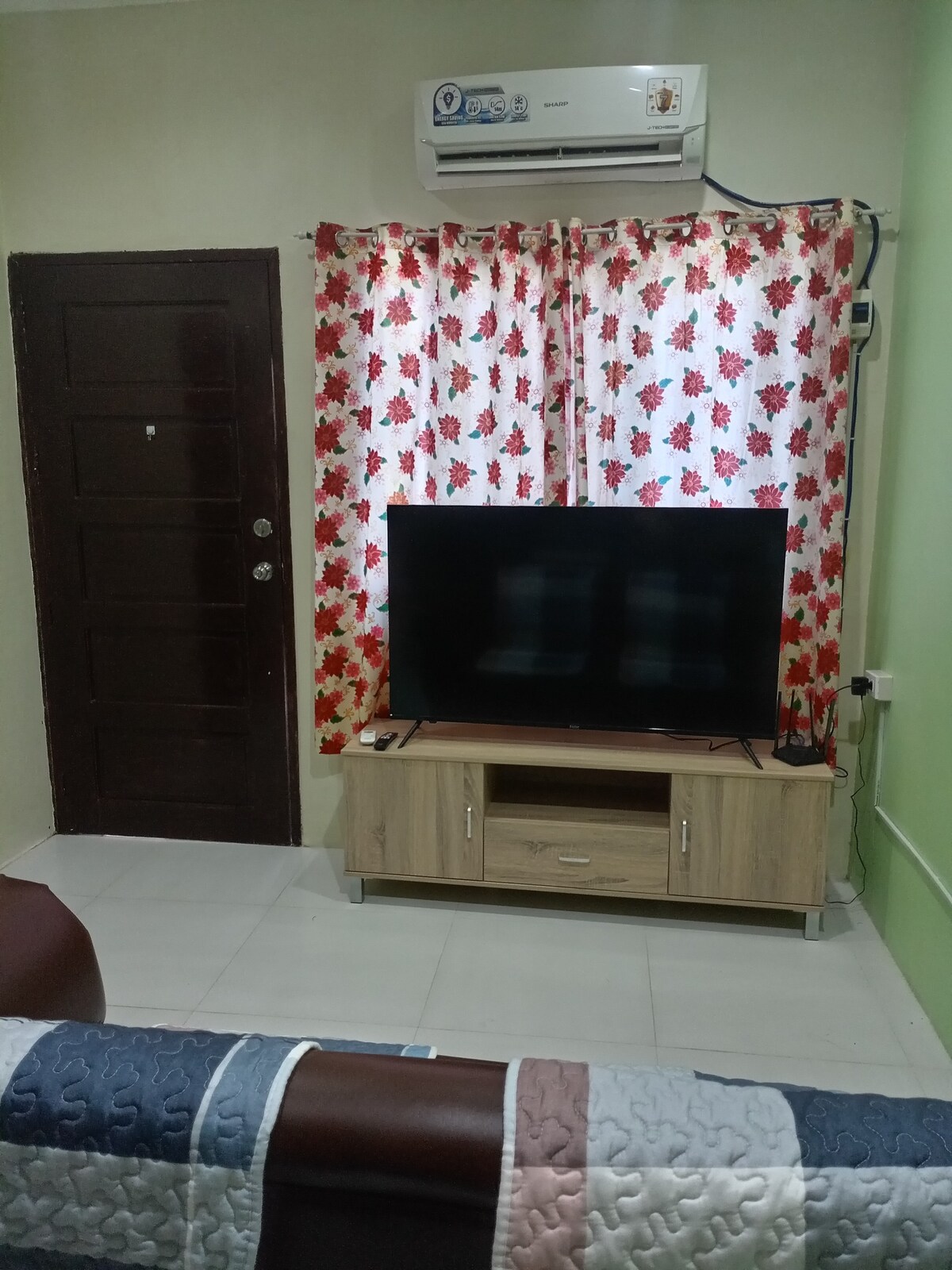 Fully furnished apartment in a prime location