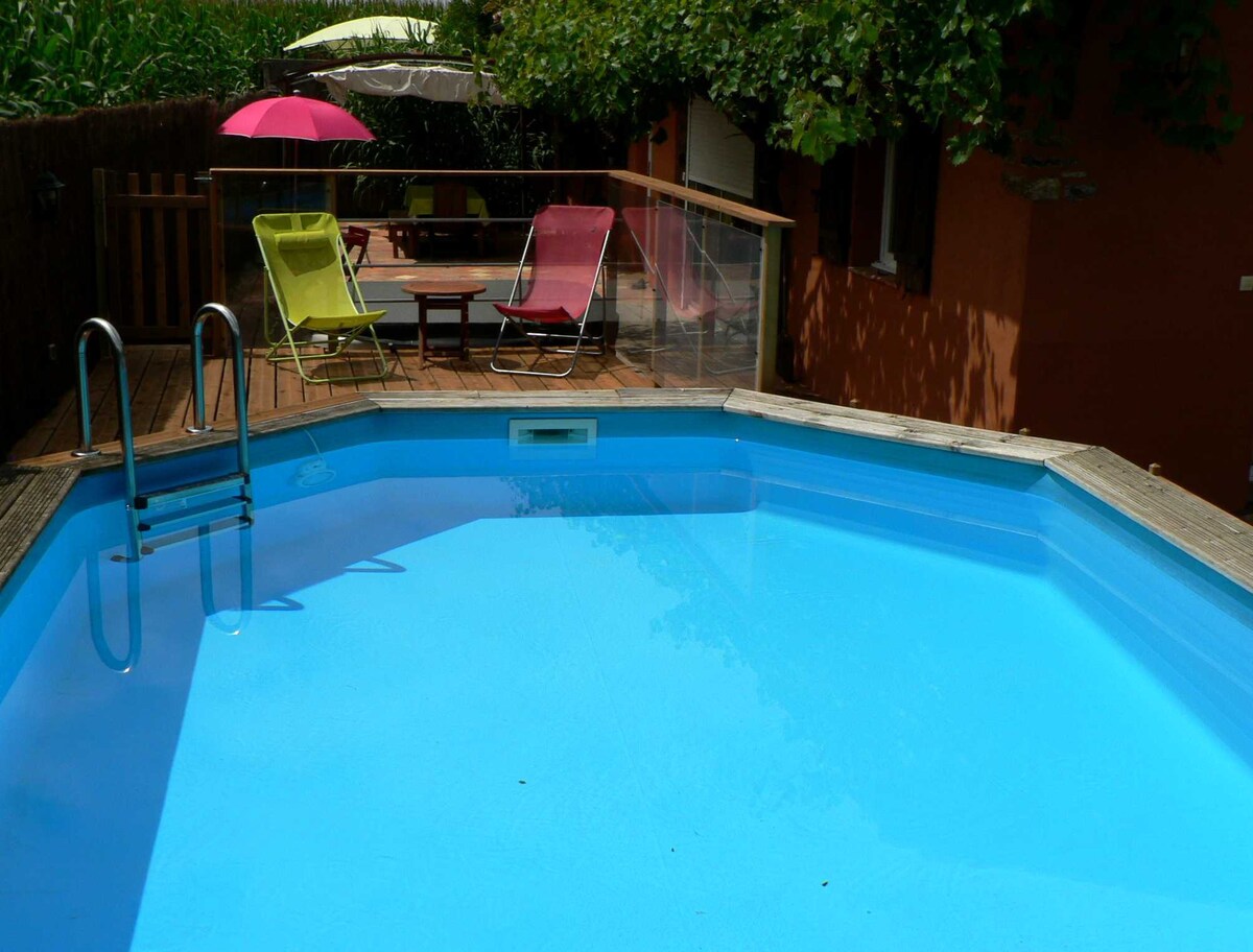 Alaudy Vacances gite écolo piscine et jacuzzi