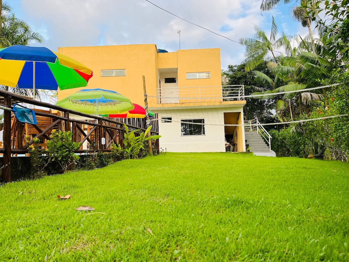 Apartamento Girassol - Sítio Recanto das Flores