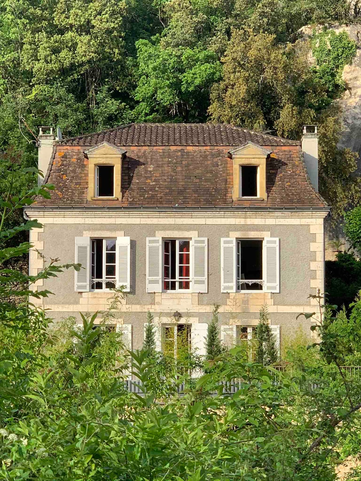 Villa en Dordogne 8 pers, clim et piscine chauffée