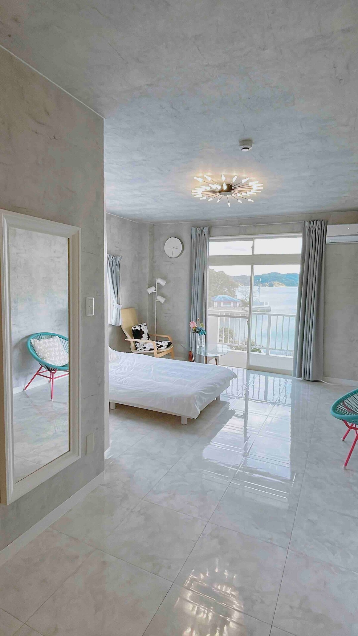 アパートメントホテルマリーン天草【禁煙】白を基調とした海の見えるお部屋204