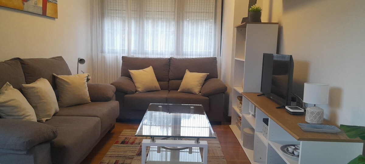 Apartamento en  Llanes , garaje , wifi .