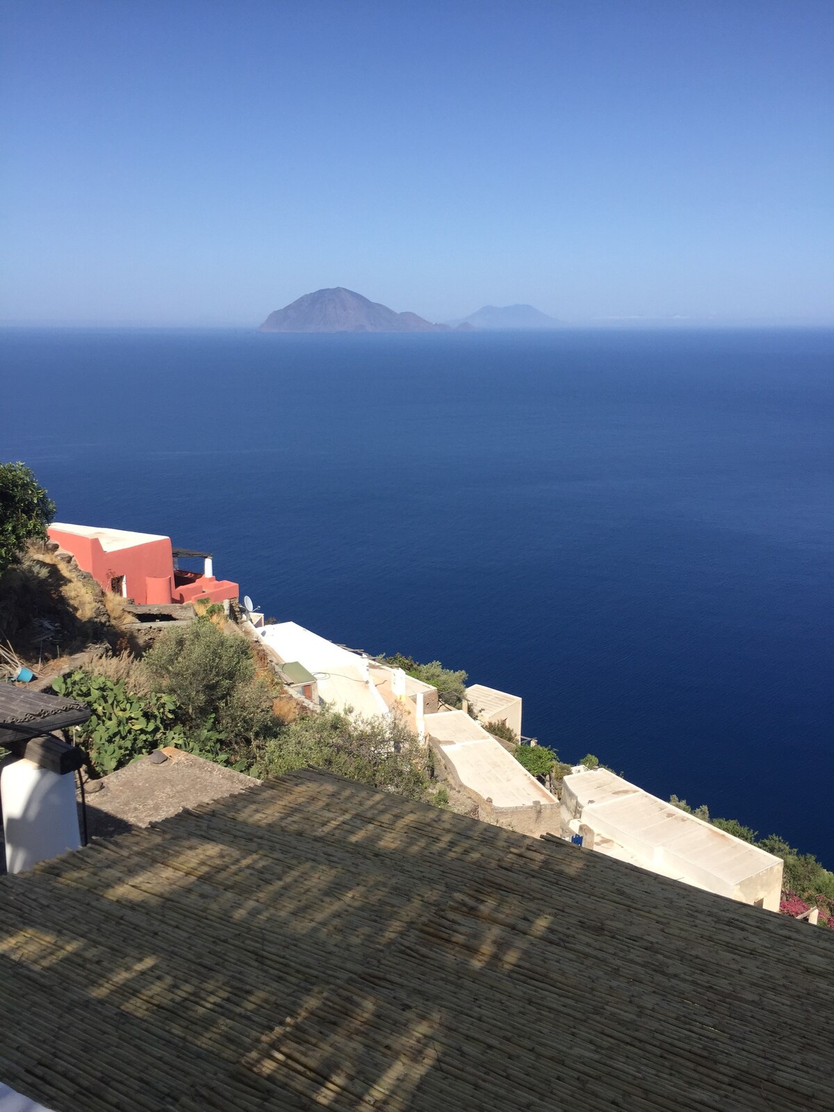 Casa Pigna Blu. Alicudi. Aeolian Islands