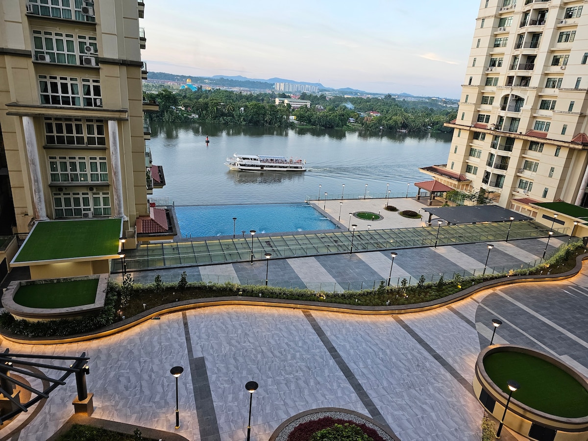 Waterfront Suite A, Serene View @Riverine Resort