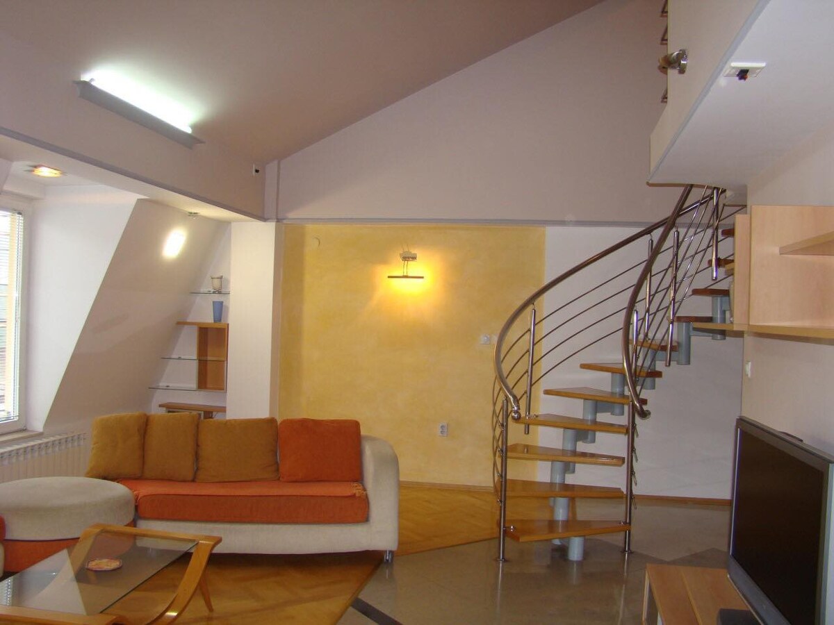 Luxe duplex in the hearth of Skopje, park nearby