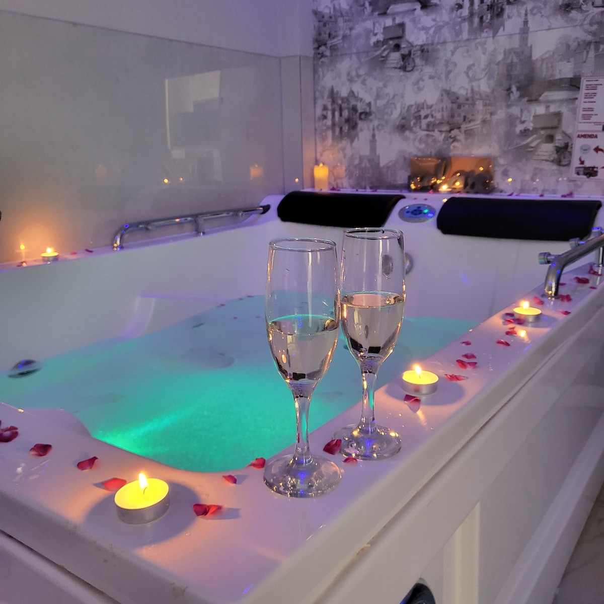 基希瑙（ Chisinau ）为情侣提供VIP按摩浴缸