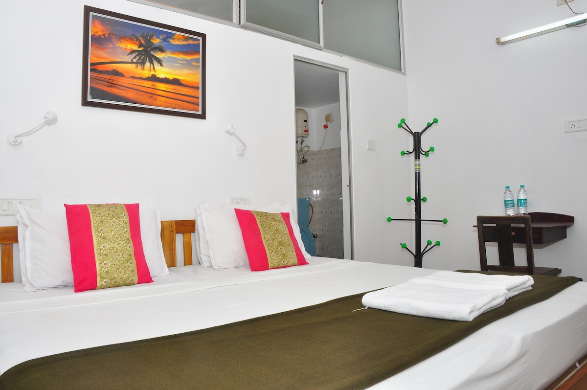 LAZAR RESIDENCY KOCHI - GUEST ROOM 2