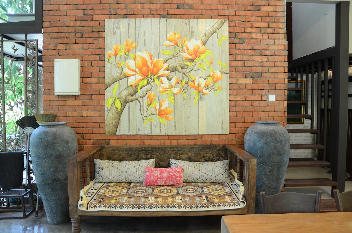 Flower Alebun @ Ratu Rening Residency