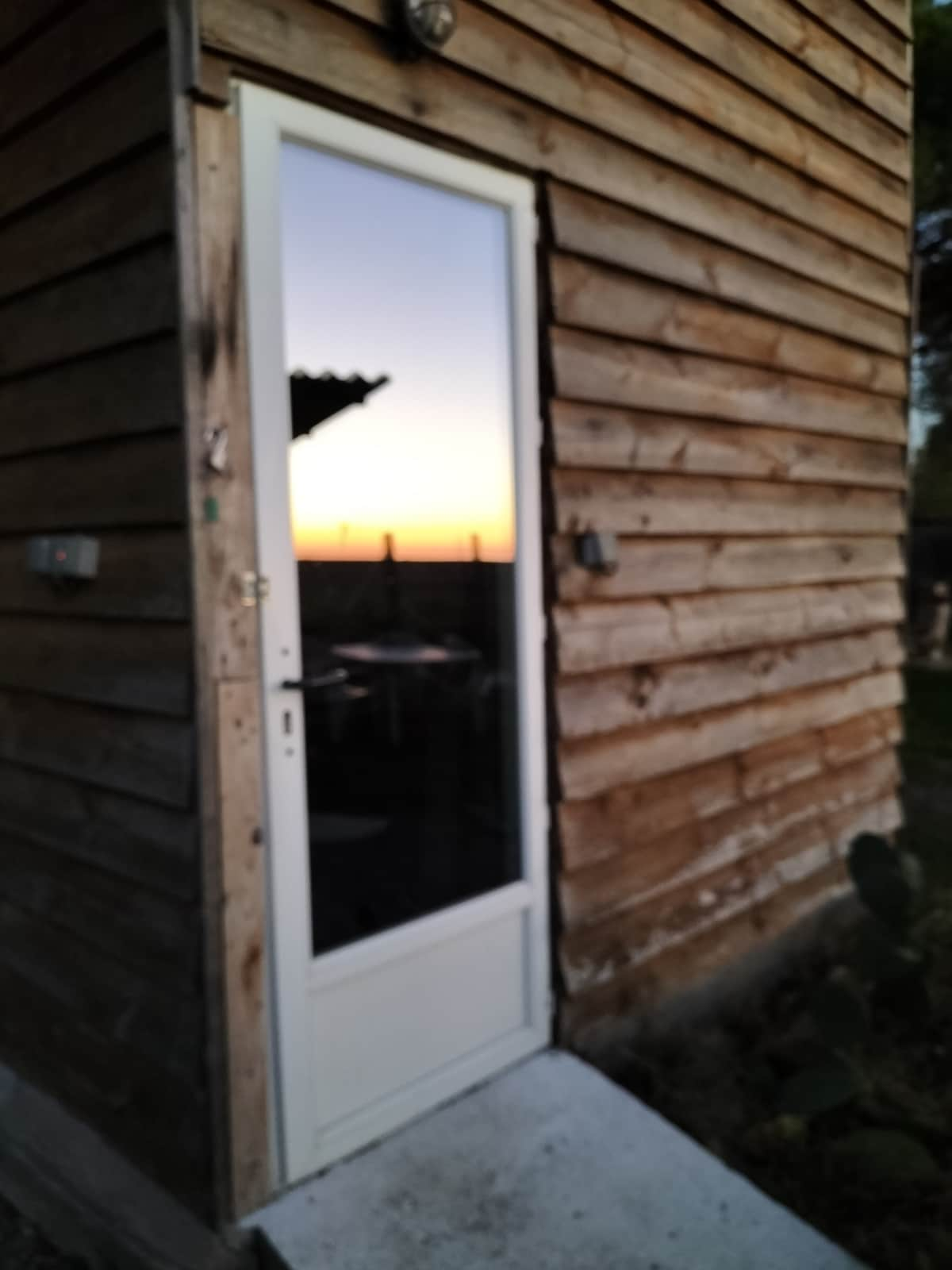 Chalet au bord de l'étang.