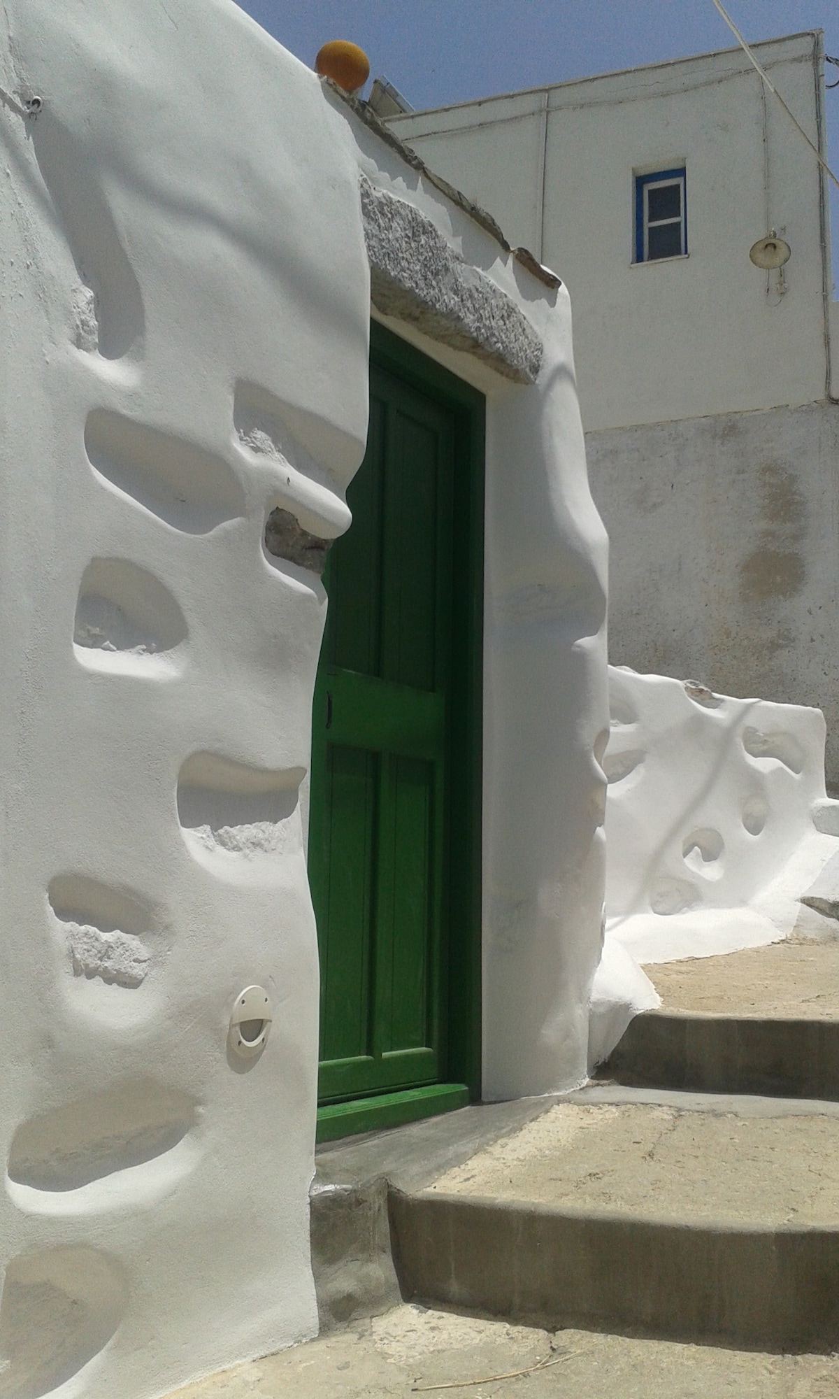 Doukenio传统石屋，位于Chora Amorgos