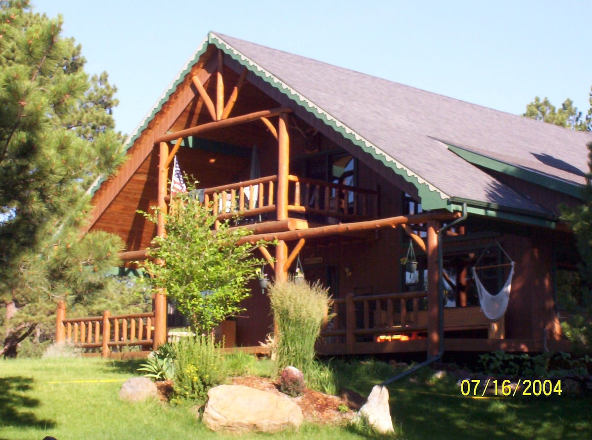 Beautiful Lodge-Style Home in the Black Hills.