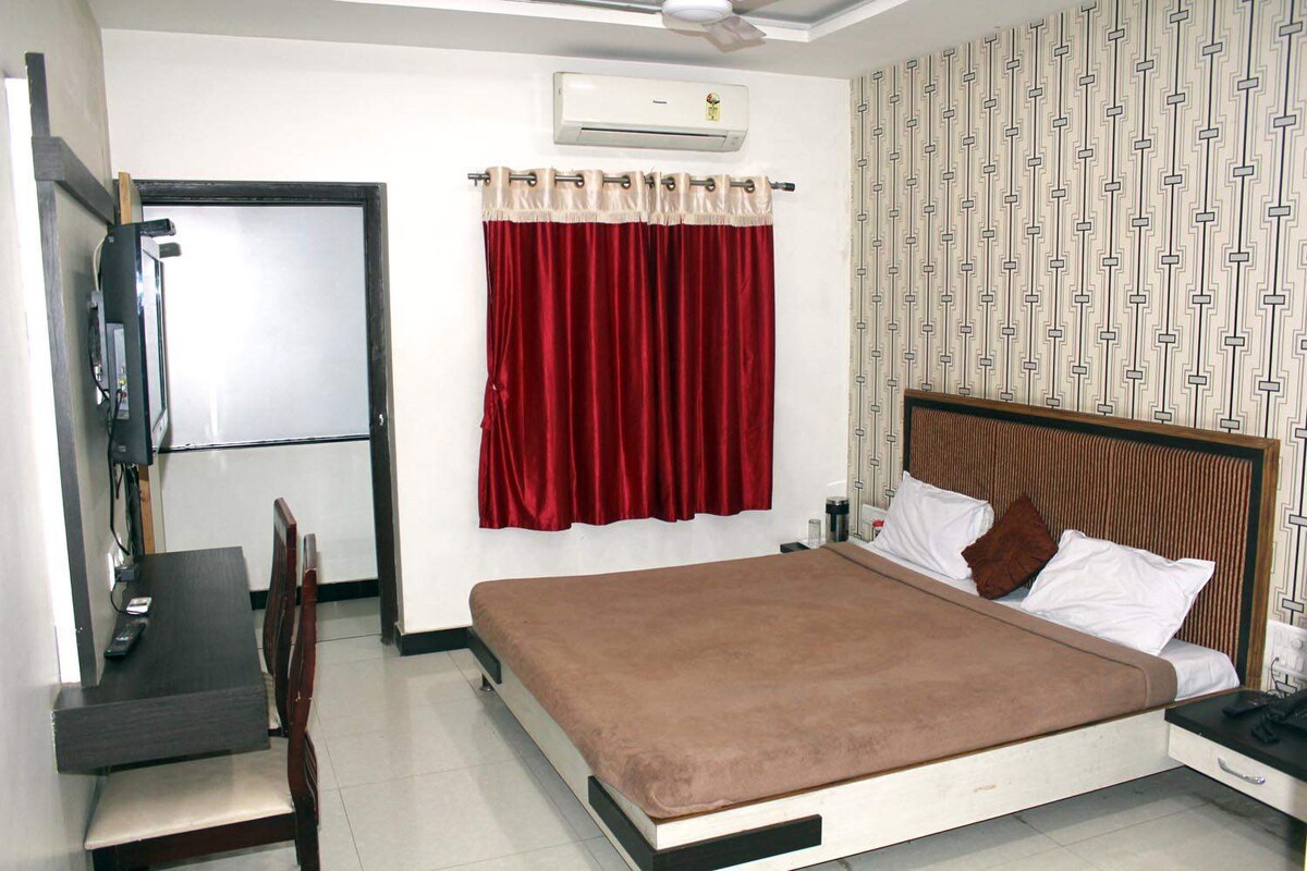 Lowerst price in BHUJ with best amenities and staf