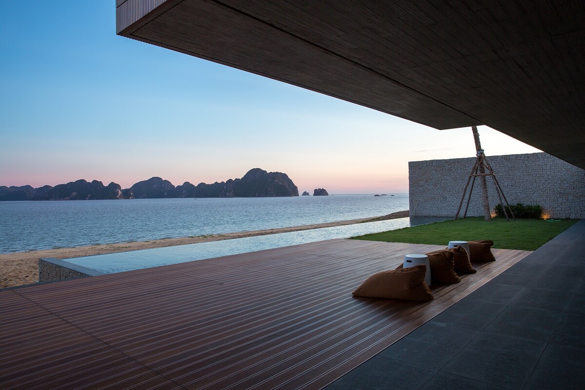 Halong Bay海滨设计别墅