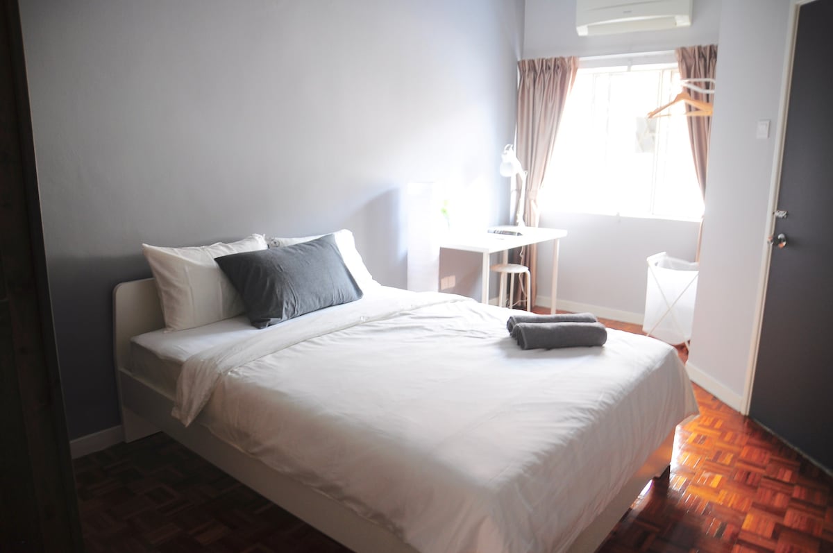 GRAYHAUS BU3标准双人床房@ Bandar Utama
