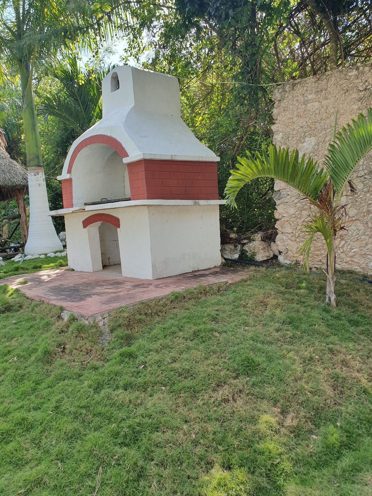 Hacienda beek: una villa in valladolid-chichimilá