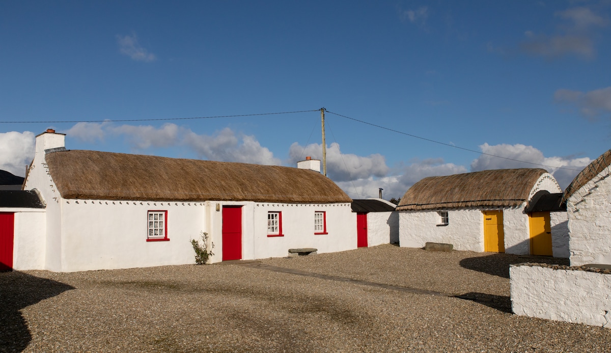 Mamore Cottages (Willie Dan's)