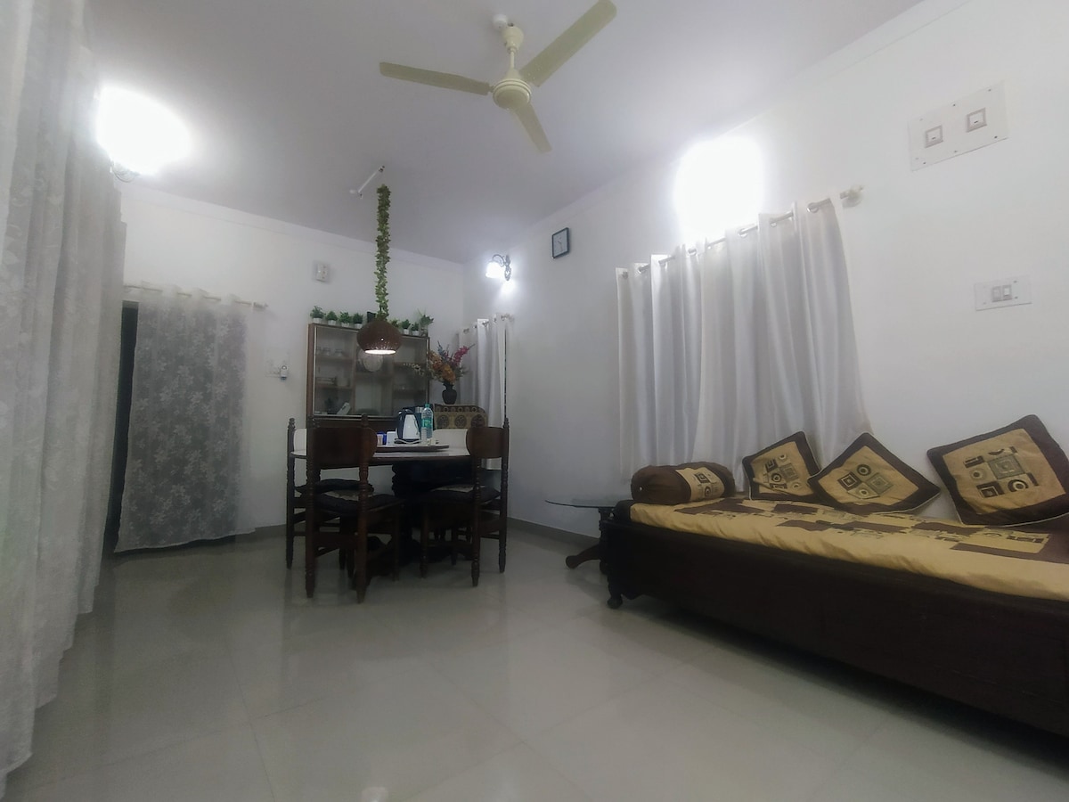 Cheerful 2 BHK at Jalahalli East, Bengaluru