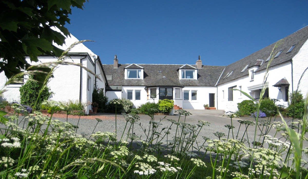 The Stable - Dumbain Farm