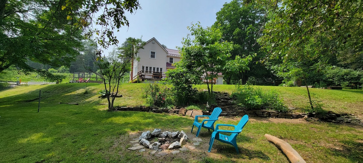 Chanting River Nest -Hottub, Riverfront, ATV trail