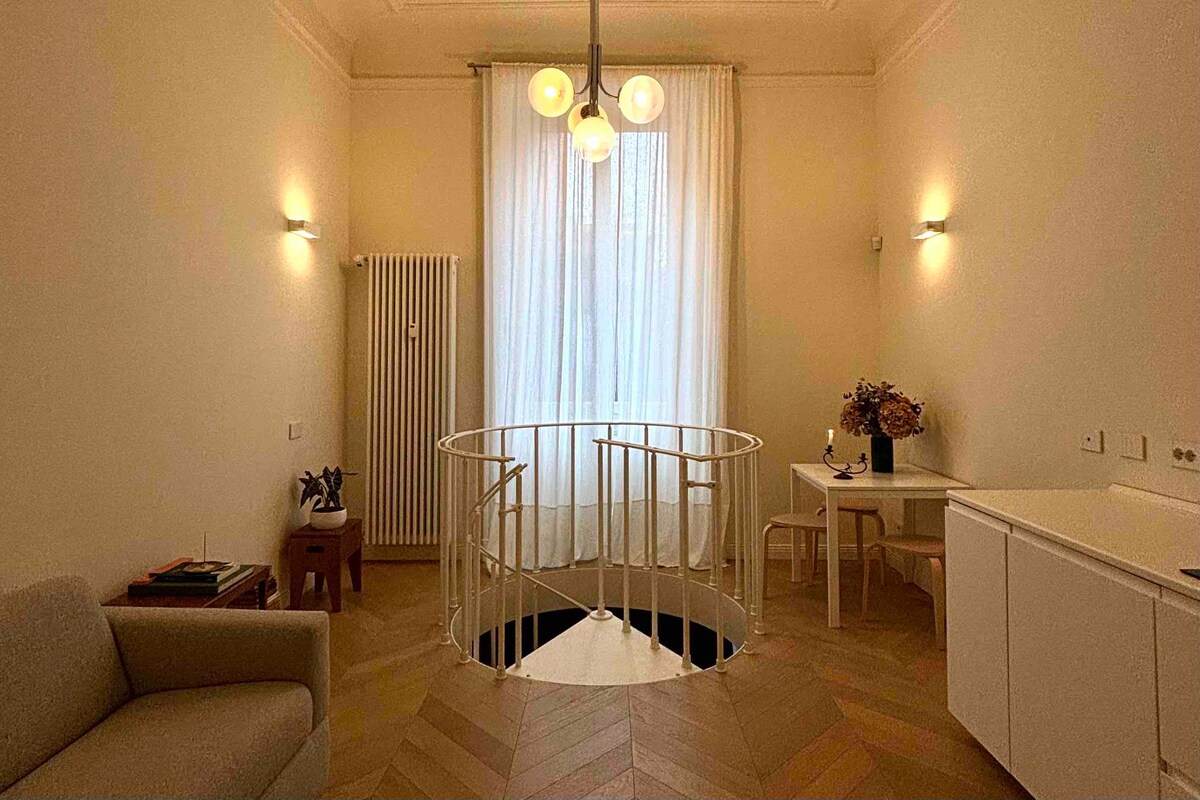 Houzzze 2 / Elegant Suite/ Duomo Cathedral/2 beds