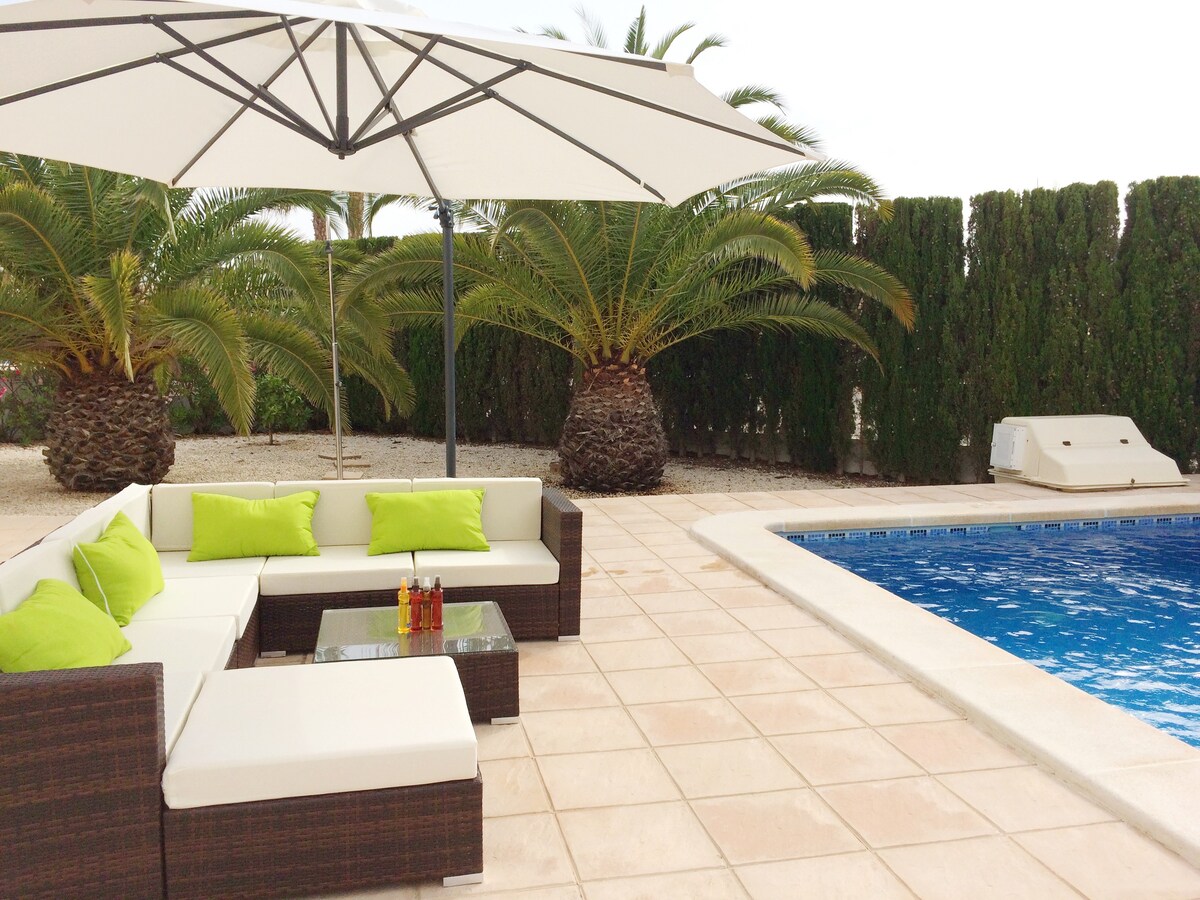 Amazing 3-bed Villa, private pool, Golf, Beach
