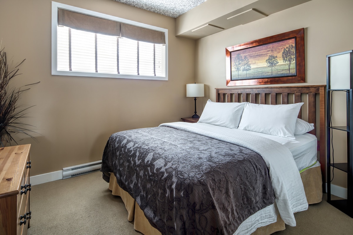 1 Bedroom Condo at Bighorn Meadows Resort