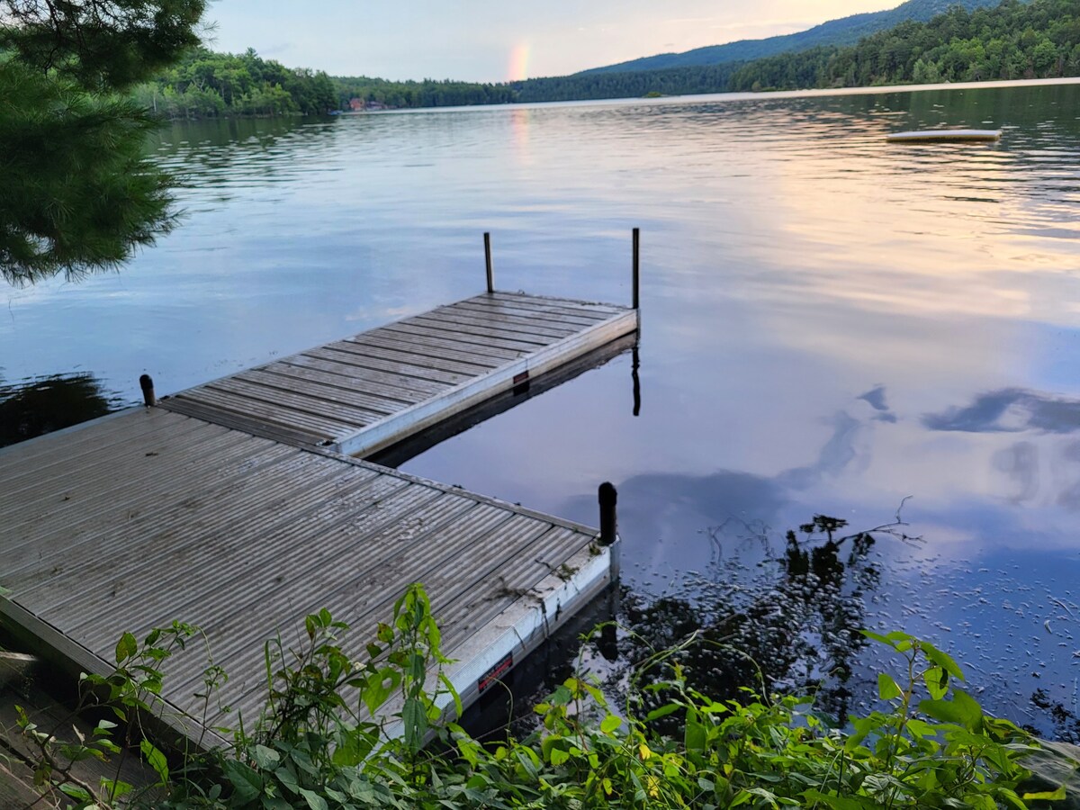 Tallpine at Augur Lake