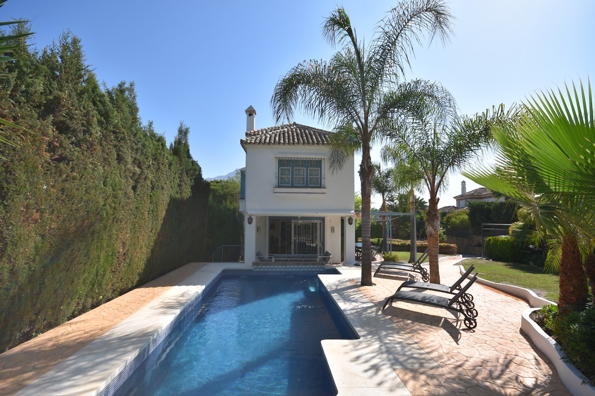 Villa Serenity, luxury villa close to Puerto Banus