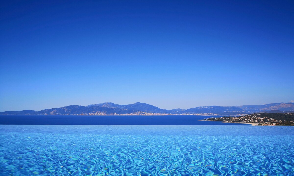 Magnifique Villa avec piscine et fabuleuse vue mer