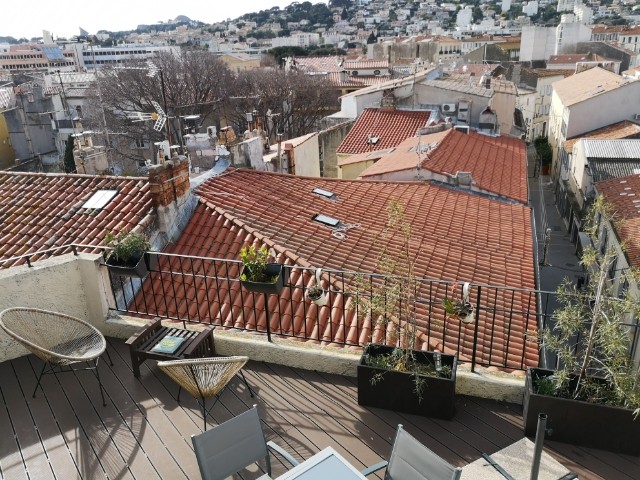 La Ciotat屋顶上的非典型公寓